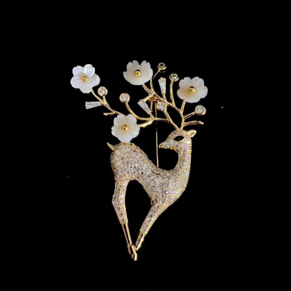 Delicately designed brooch